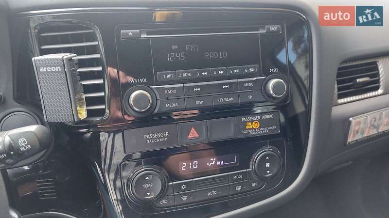 Внедорожник / Кроссовер Mitsubishi Outlander 2013 в Киеве фото 4 Внедорожник / Кроссовер Mitsubishi Outlander 2013 в Киеве