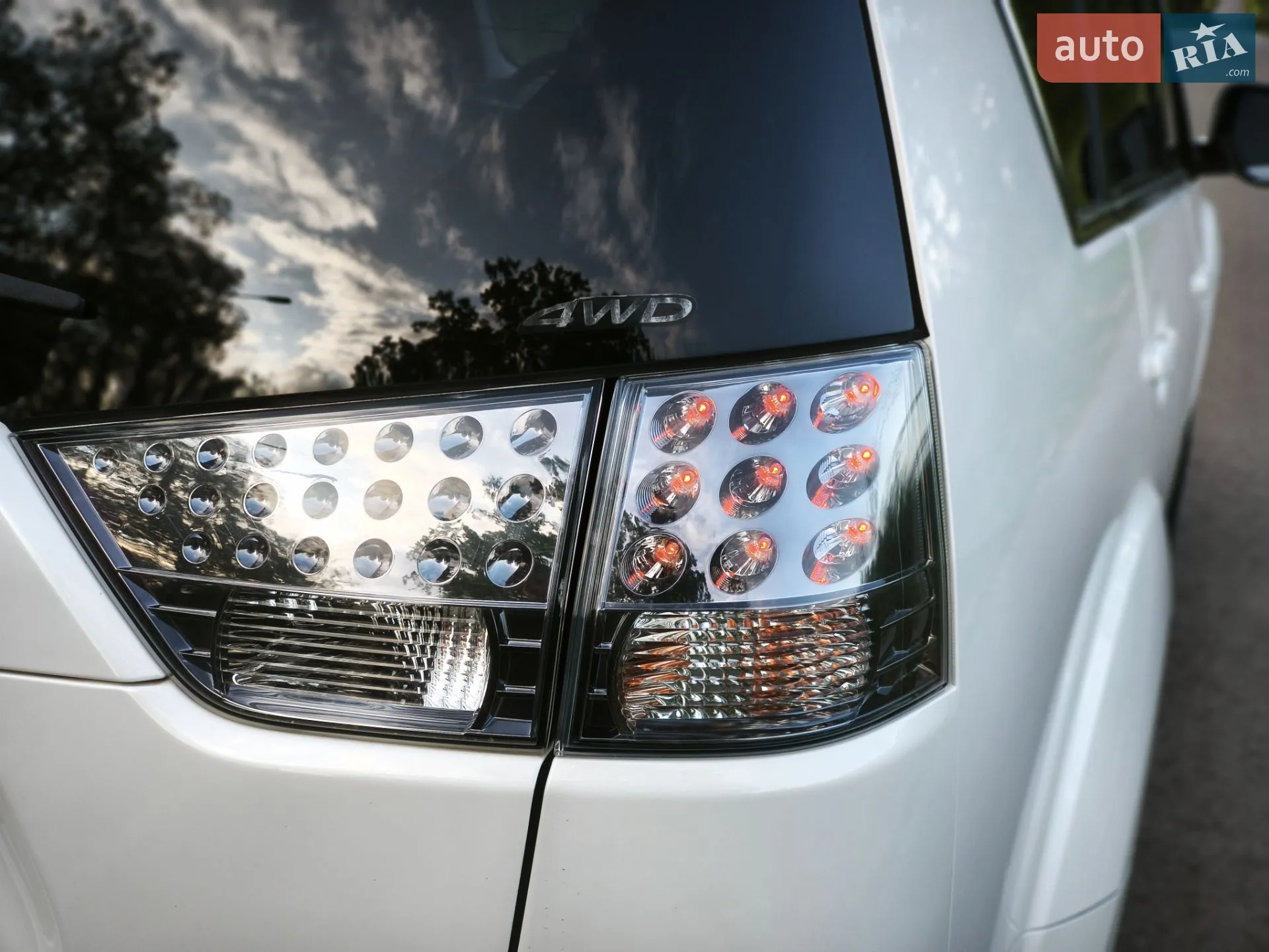 2011 Mitsubishi Outlander - мініатюра 11