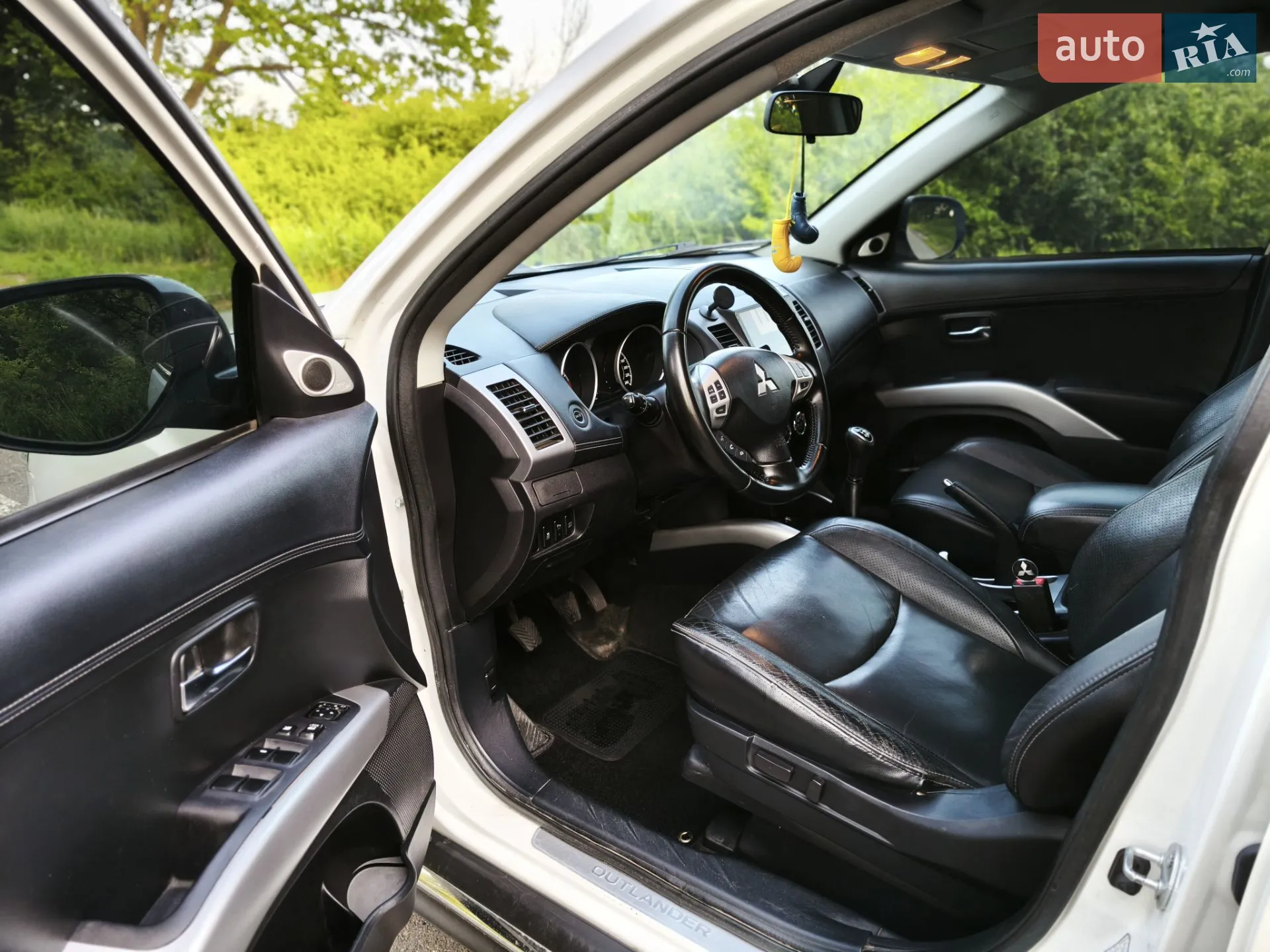 2011 Mitsubishi Outlander - мініатюра 13
