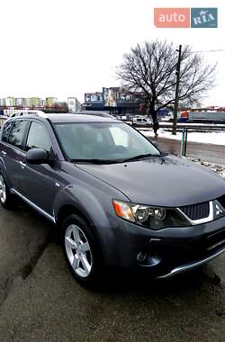 Внедорожник / Кроссовер Mitsubishi Outlander 2008 в Киеве