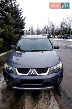 Внедорожник / Кроссовер Mitsubishi Outlander 2008 в 