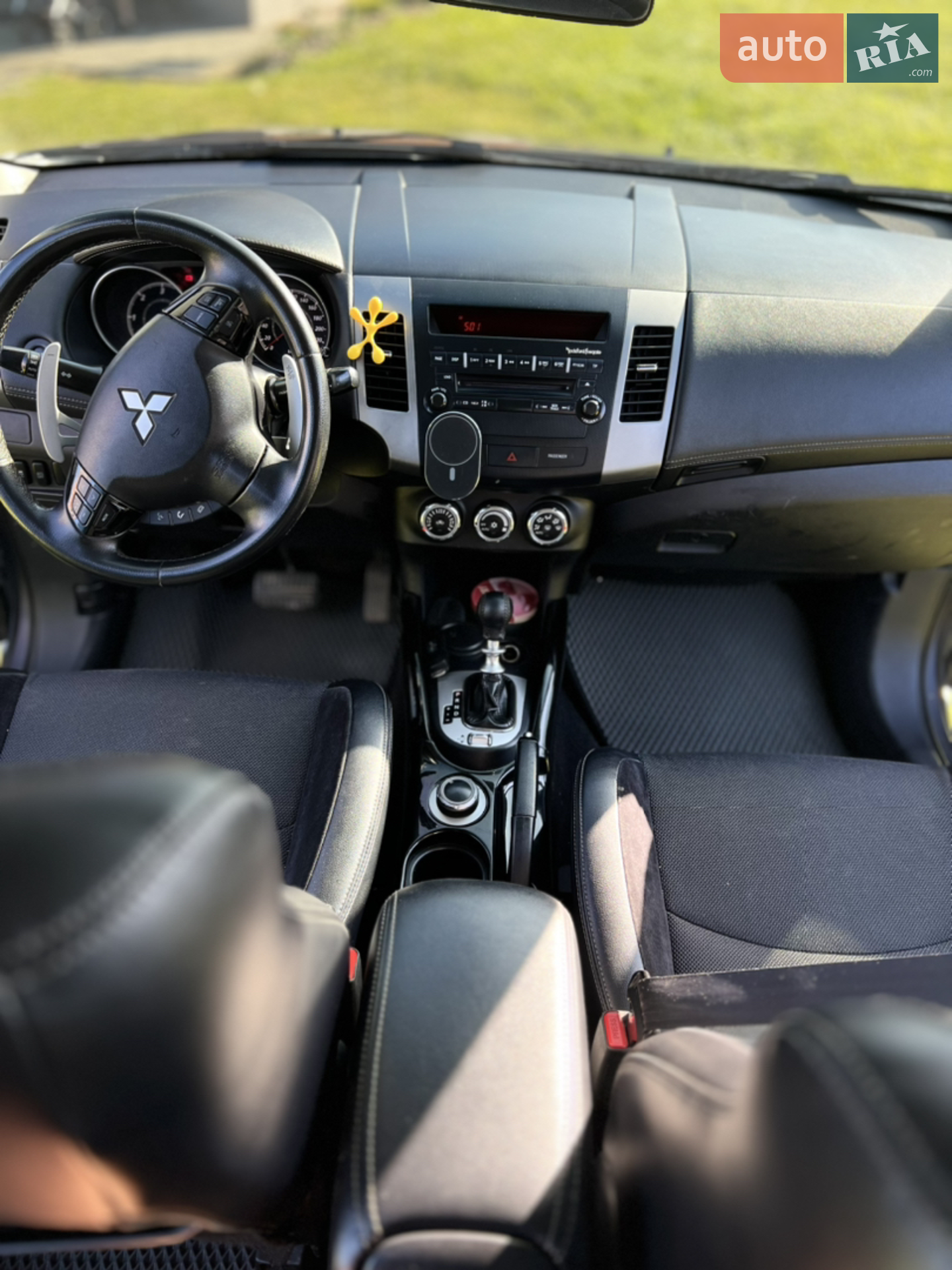 2011 Mitsubishi Outlander - мініатюра 24