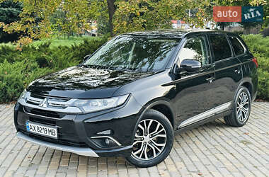 Внедорожник / Кроссовер Mitsubishi Outlander 2016 в Белой Церкви