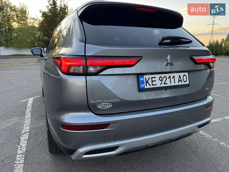 Внедорожник / Кроссовер Mitsubishi Outlander 2021 в Кривом Роге