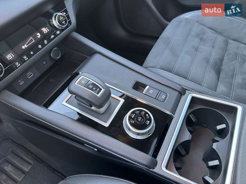 Внедорожник / Кроссовер Mitsubishi Outlander 2021 в Кривом Роге