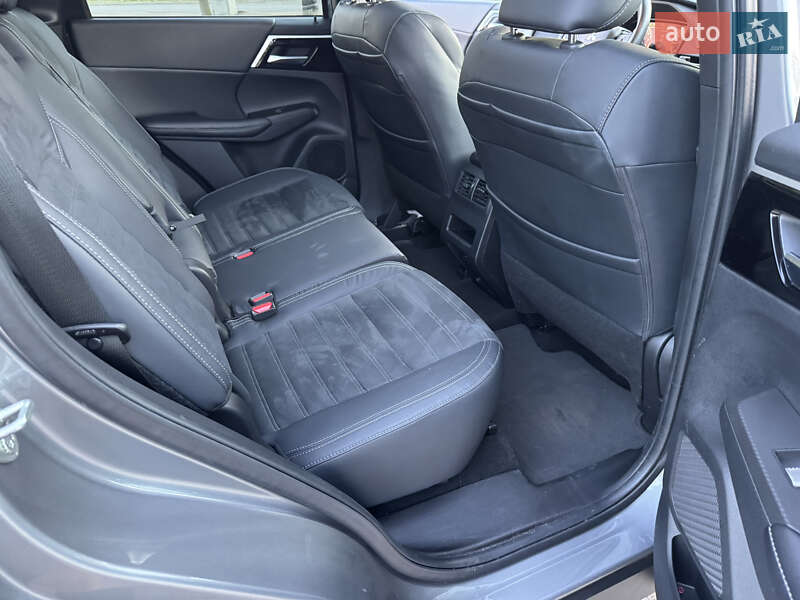 Внедорожник / Кроссовер Mitsubishi Outlander 2021 в Кривом Роге