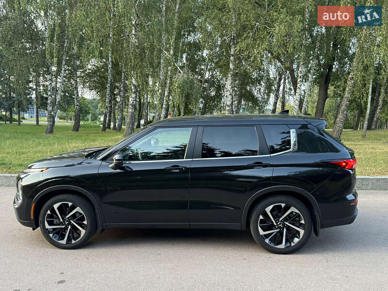 Позашляховик / Кросовер Mitsubishi Outlander 2022 в Житомирі фото 4 Позашляховик / Кросовер Mitsubishi Outlander 2022 в Житомирі