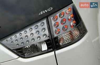 Внедорожник / Кроссовер Mitsubishi Outlander 2011 в 