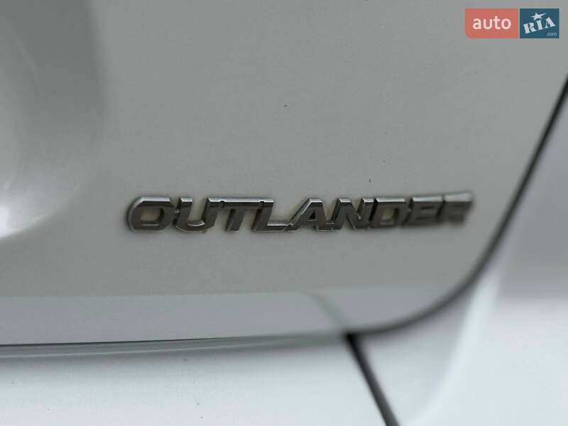 Внедорожник / Кроссовер Mitsubishi Outlander 2011 в Дрогобыче