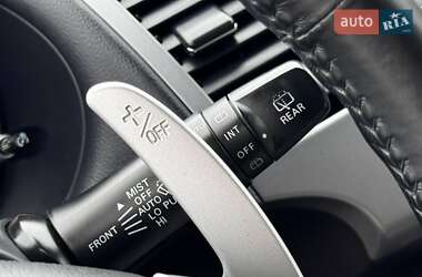 Внедорожник / Кроссовер Mitsubishi Outlander 2011 в 