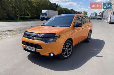 Позашляховик / Кросовер Mitsubishi Outlander 2013 в Білій Церкві