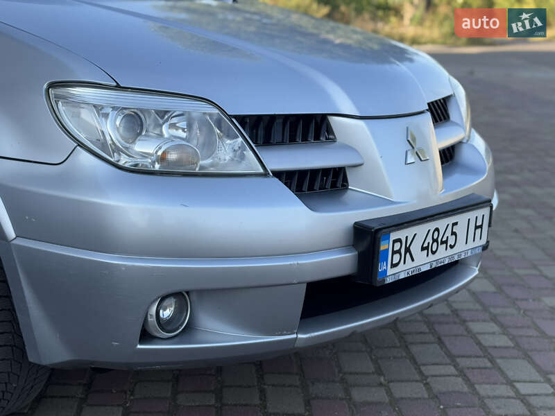Внедорожник / Кроссовер Mitsubishi Outlander 2007 в Ровно