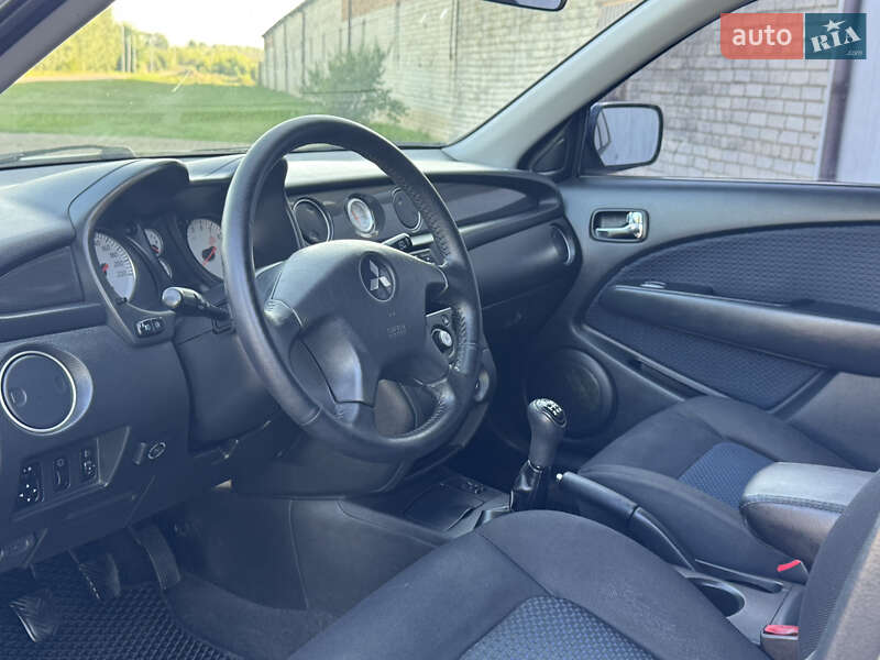Внедорожник / Кроссовер Mitsubishi Outlander 2007 в Ровно