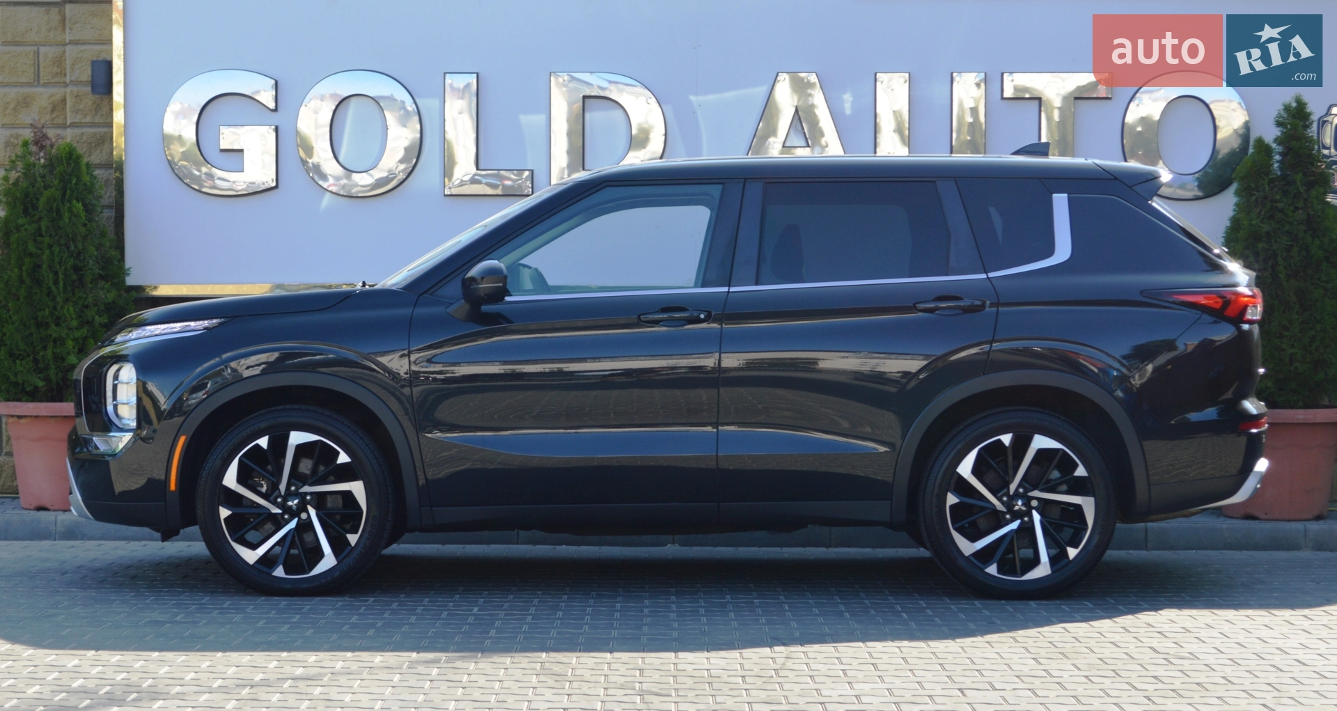 2021 Mitsubishi Outlander - мініатюра 6