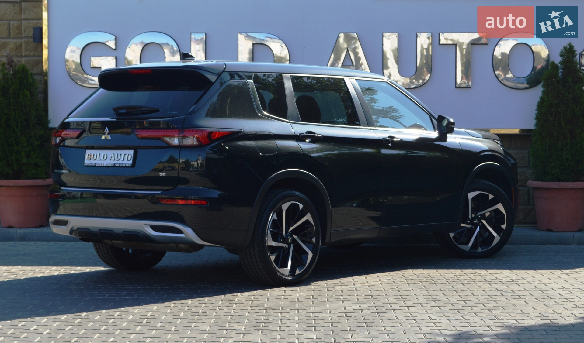 2021 Mitsubishi Outlander - мініатюра 13