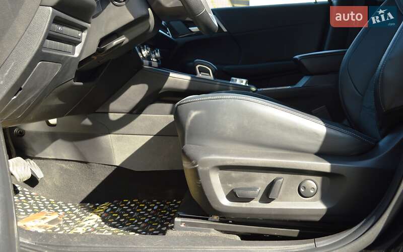 Позашляховик / Кросовер Mitsubishi Outlander 2021 в Одесі