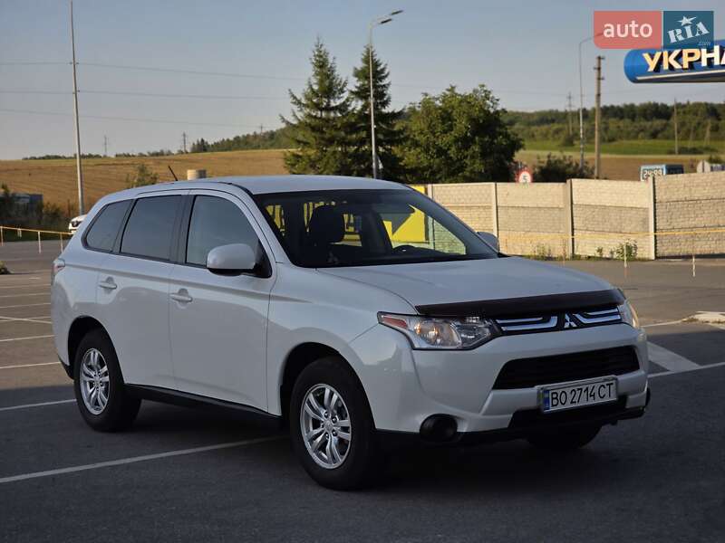 Mitsubishi Outlander 2013