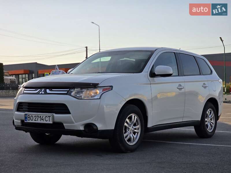Позашляховик / Кросовер Mitsubishi Outlander 2013 в Тернополі фото 8 Позашляховик / Кросовер Mitsubishi Outlander 2013 в Тернополі