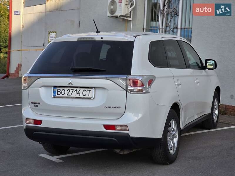 Позашляховик / Кросовер Mitsubishi Outlander 2013 в Тернополі фото 12 Позашляховик / Кросовер Mitsubishi Outlander 2013 в Тернополі