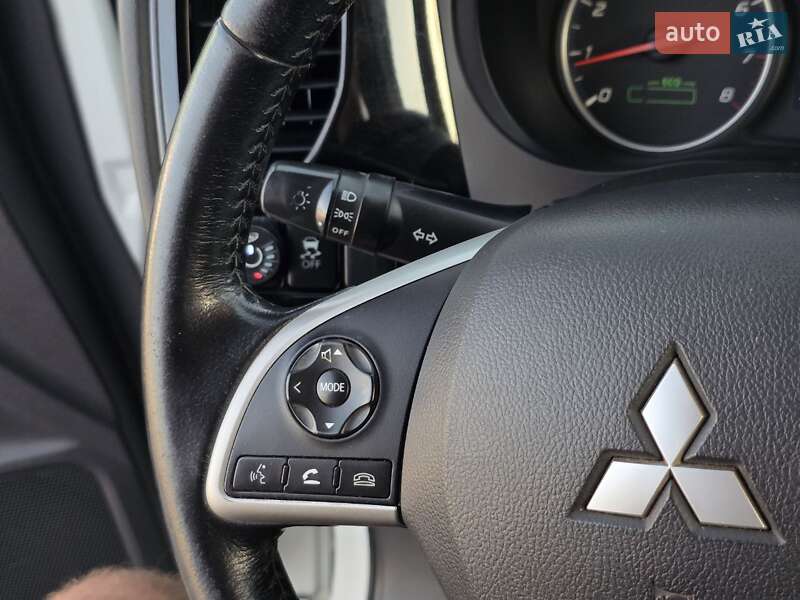 Позашляховик / Кросовер Mitsubishi Outlander 2013 в Тернополі фото 28 Позашляховик / Кросовер Mitsubishi Outlander 2013 в Тернополі