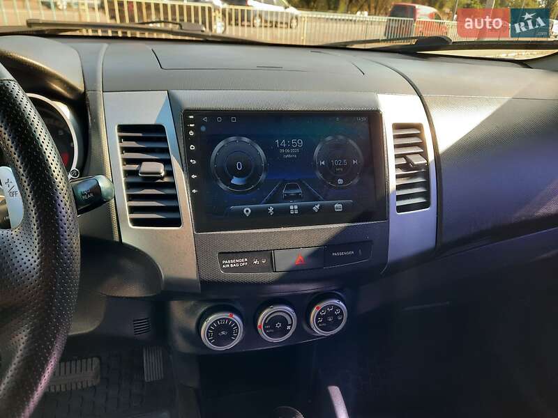 Позашляховик / Кросовер Mitsubishi Outlander 2008 в Дніпрі