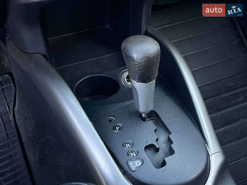 Позашляховик / Кросовер Mitsubishi Outlander 2007 в Львові