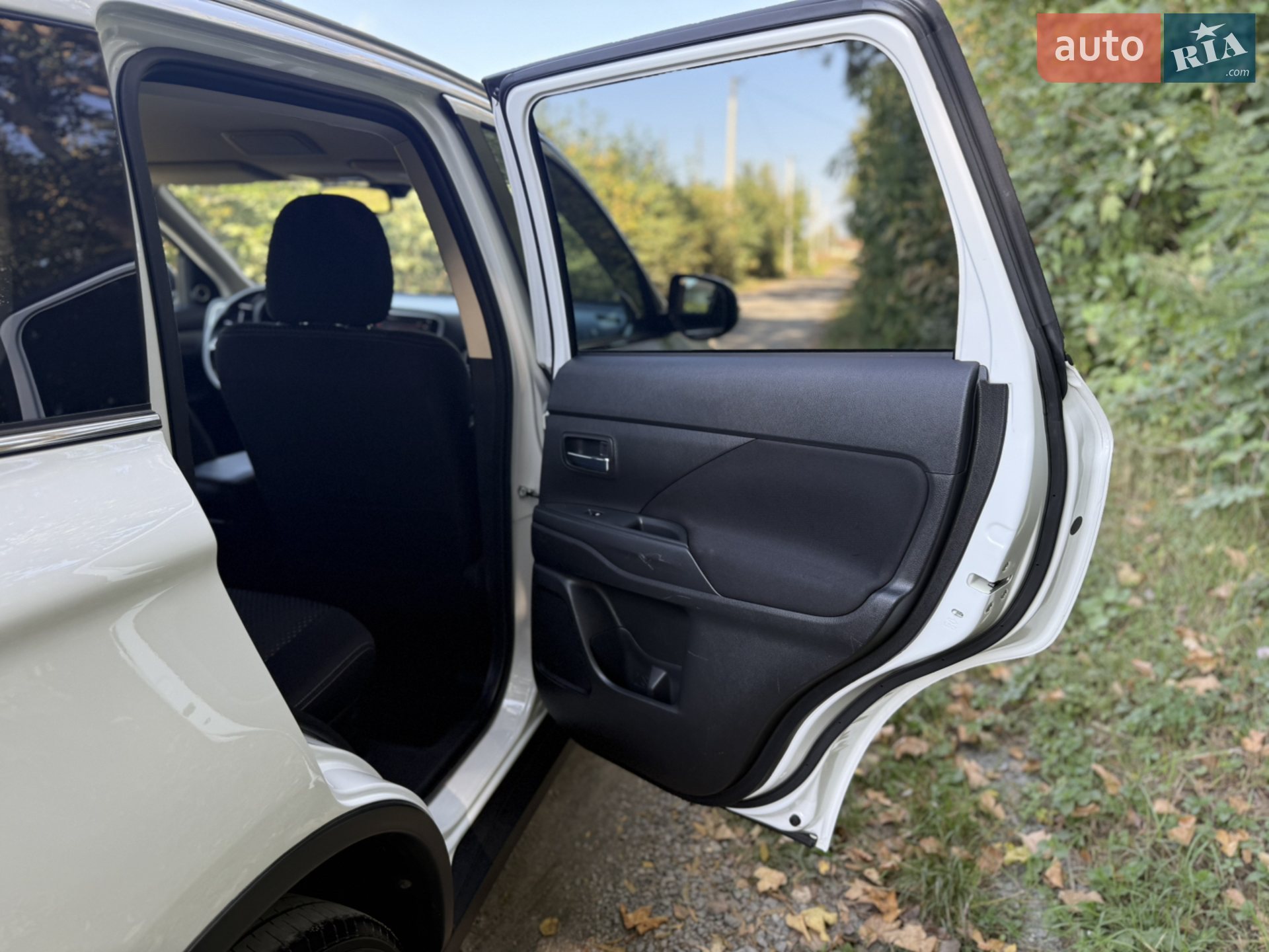 2016 Mitsubishi Outlander - мініатюра 34