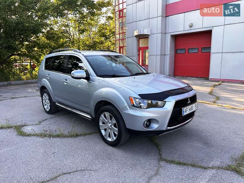 Mitsubishi Outlander 2013