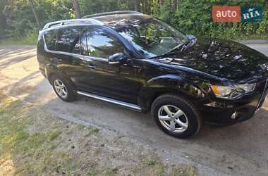 Внедорожник / Кроссовер Mitsubishi Outlander 2009 в 