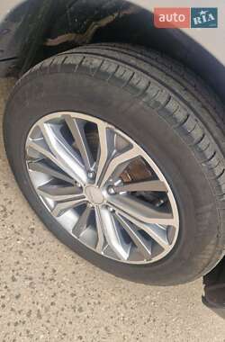 Внедорожник / Кроссовер Mitsubishi Outlander 2006 в 