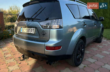 Внедорожник / Кроссовер Mitsubishi Outlander 2007 в 