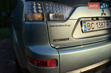 Внедорожник / Кроссовер Mitsubishi Outlander 2007 в 