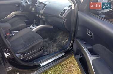 Позашляховик / Кросовер Mitsubishi Outlander 2008 в 