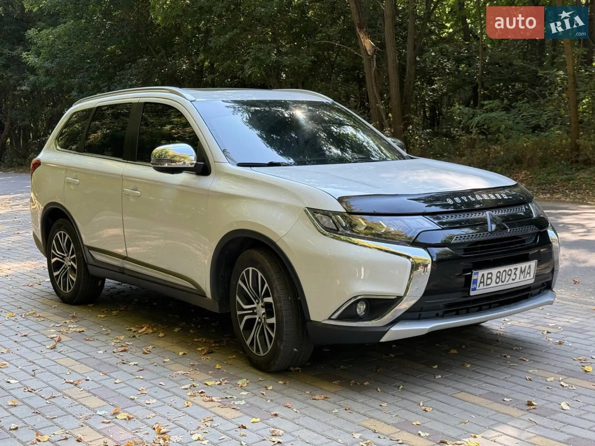 2017 Mitsubishi Outlander - мініатюра 10