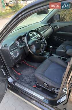 Внедорожник / Кроссовер Mitsubishi Outlander 2007 в Запорожье