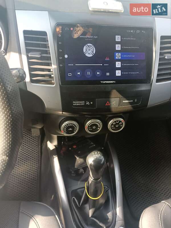 Внедорожник / Кроссовер Mitsubishi Outlander 2008 в Корюковке