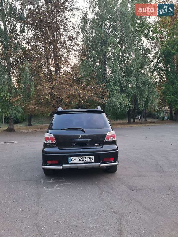 Внедорожник / Кроссовер Mitsubishi Outlander 2007 в Каменском фото 5 Внедорожник / Кроссовер Mitsubishi Outlander 2007 в Каменском