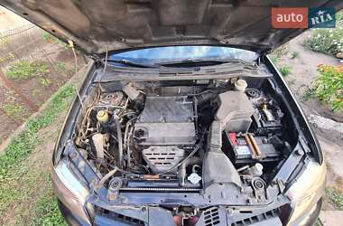 Внедорожник / Кроссовер Mitsubishi Outlander 2007 в 