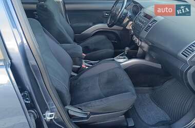 Внедорожник / Кроссовер Mitsubishi Outlander 2008 в 