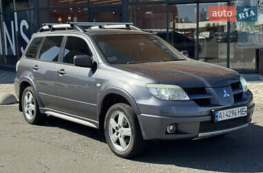 Позашляховик / Кросовер Mitsubishi Outlander 2008 в Києві