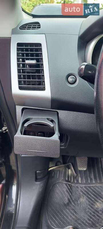 Позашляховик / Кросовер Mitsubishi Outlander 2012 в Чернівцях фото 26 Позашляховик / Кросовер Mitsubishi Outlander 2012 в Чернівцях