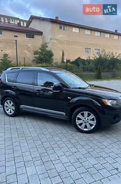 Внедорожник / Кроссовер Mitsubishi Outlander 2009 в 