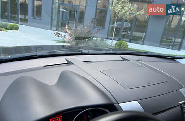 Внедорожник / Кроссовер Mitsubishi Outlander 2009 в 