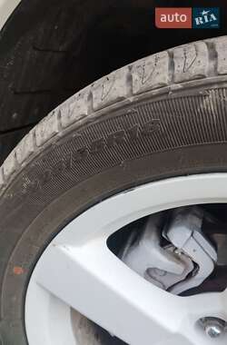 Внедорожник / Кроссовер Mitsubishi Outlander 2008 в 