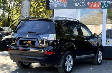 Внедорожник / Кроссовер Mitsubishi Outlander 2008 в 