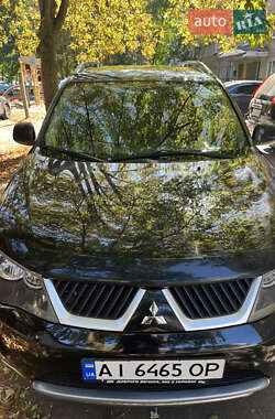 Позашляховик / Кросовер Mitsubishi Outlander 2007 в Києві