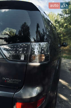 Внедорожник / Кроссовер Mitsubishi Outlander 2007 в 
