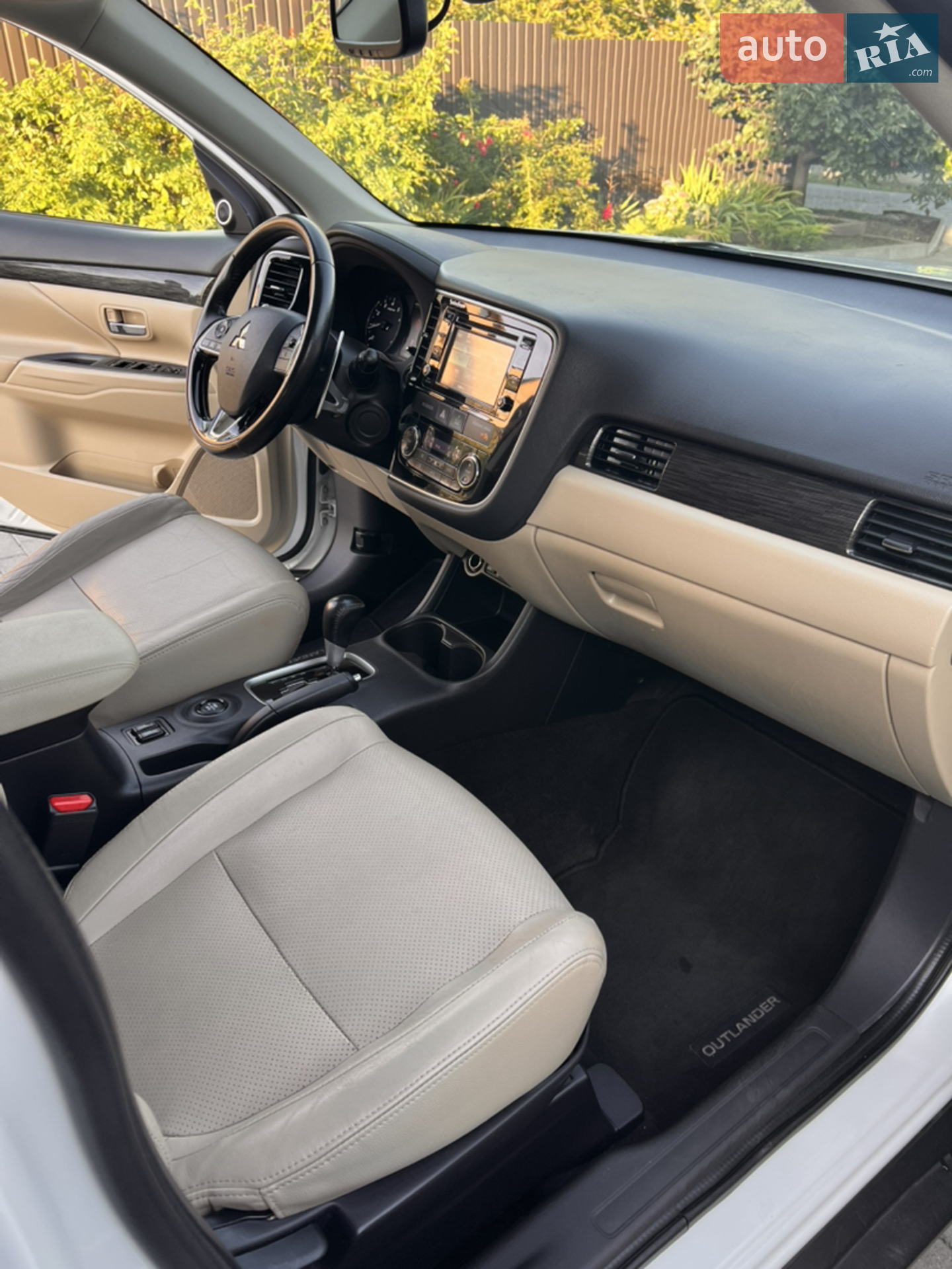 2015 Mitsubishi Outlander - мініатюра 47