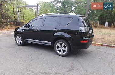 Внедорожник / Кроссовер Mitsubishi Outlander 2008 в 