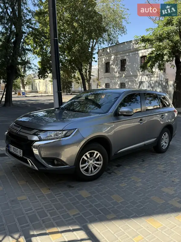 Mitsubishi Outlander